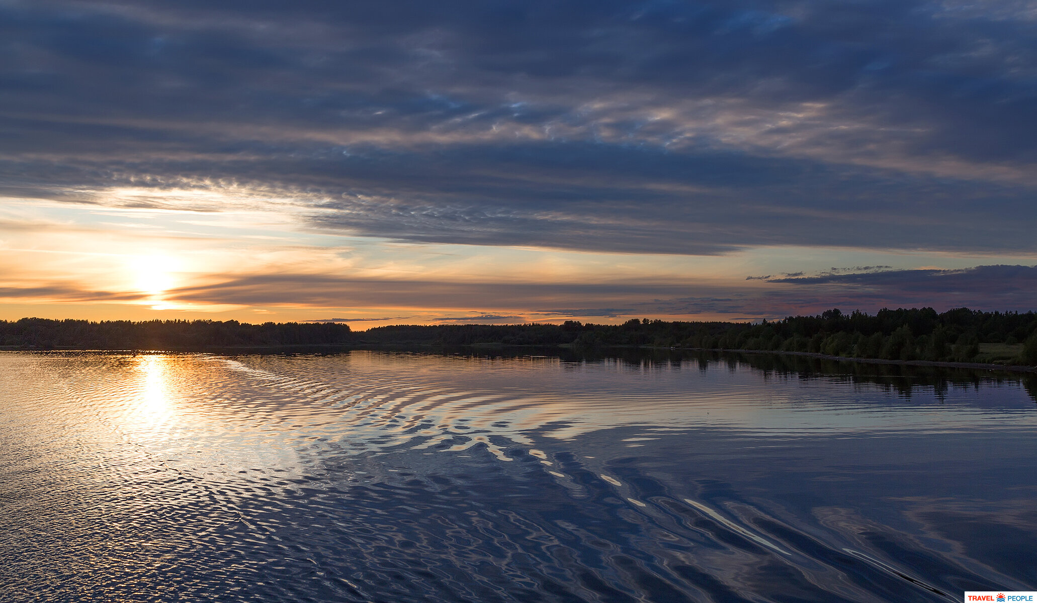 Закат на реке Свирь.