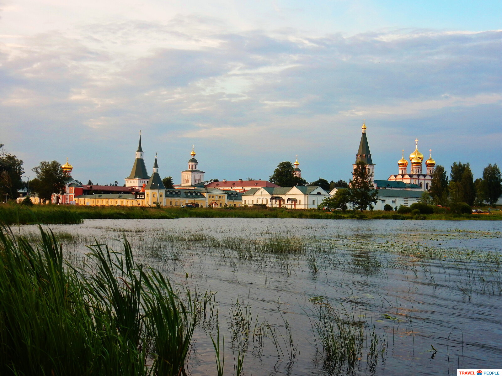 Валдай монастырь красота