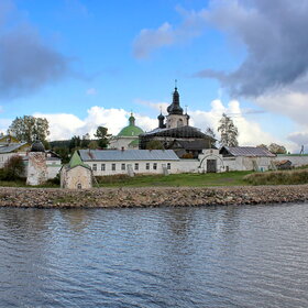 монастырь в Горицах на реке Шексне