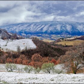 Зима в Умбрии, у подножья знаменитой горы Субасио.