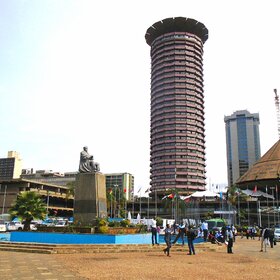 В центре Найроби