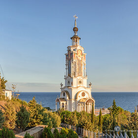 Храм-маяк Николая Чудотворца в Малореченском