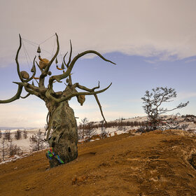 Скульптура "Хранитель Байкала"